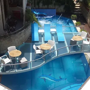 vizitați hotelul