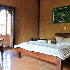 Bella House Monkey Forest , Убуд Индонезия